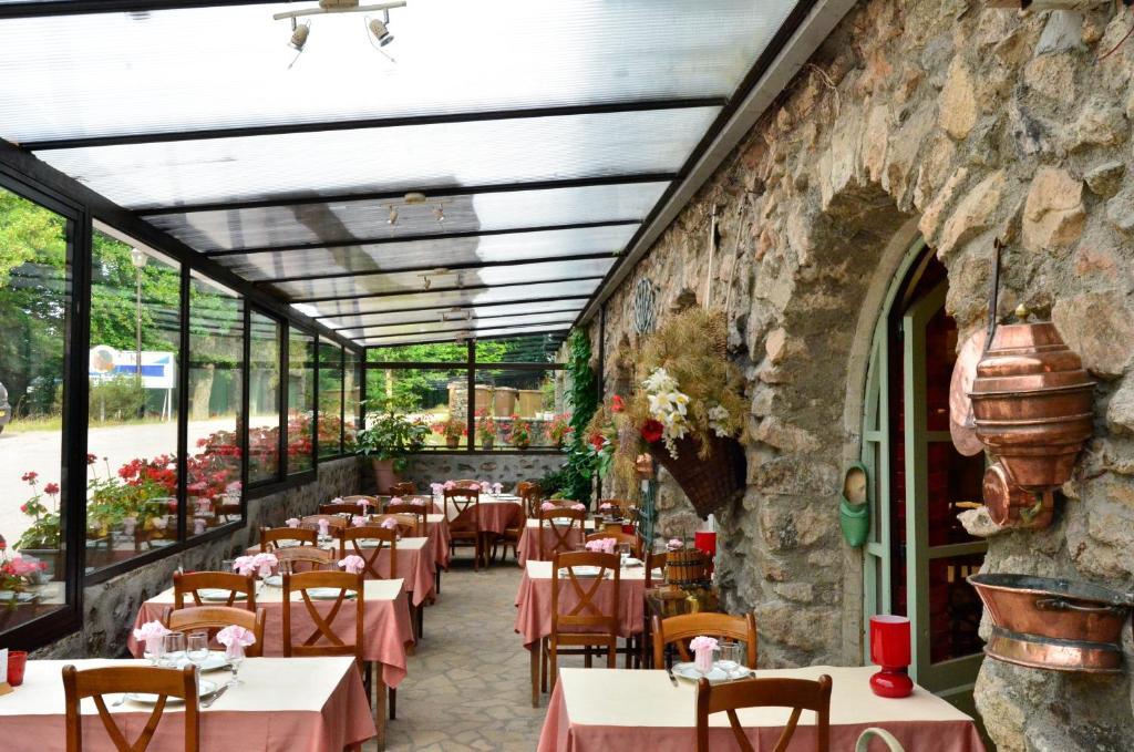 La Morvandelle Hotel Montsauche Buitenkant foto